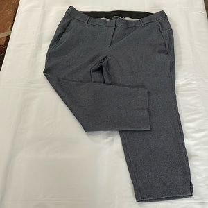Women’s size 24P Lane Bryant blue and white dress slacks with elastic waistband